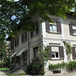 Invilla , Varese Italia